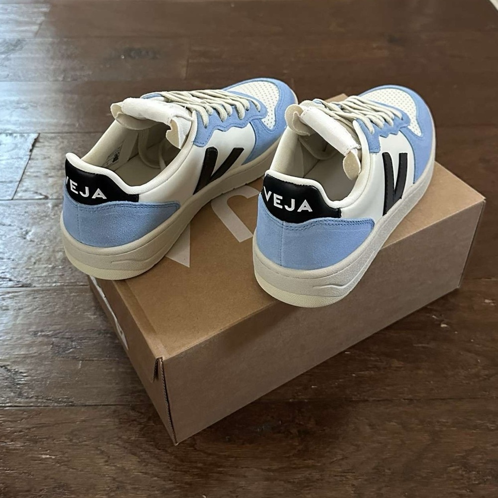 VEJA-V-10 Prime sneakers-size 7.5-blue/white-brand new in box. - Picture 5 of 11